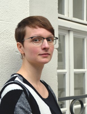 20191219-lh-website-portrait-1.jpg